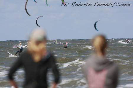 Pro Kiteboard Tour PKRA - Closing Ceremony for Palmolive Kitesurf World Cup 2010 / 15