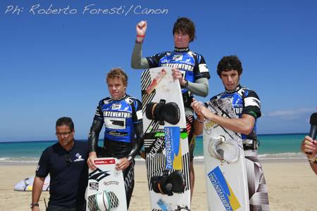 Pro Kiteboard Tour PKRA - DAY 4 Fuerteventura Kiteboarding World Cup / 17