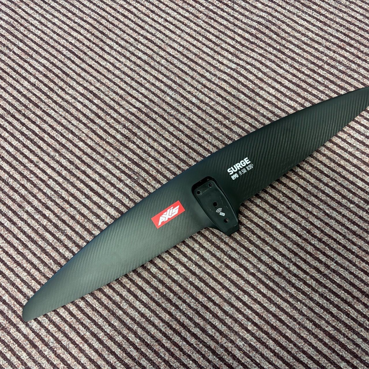 2026 Axis Surge 890 - Image 1
