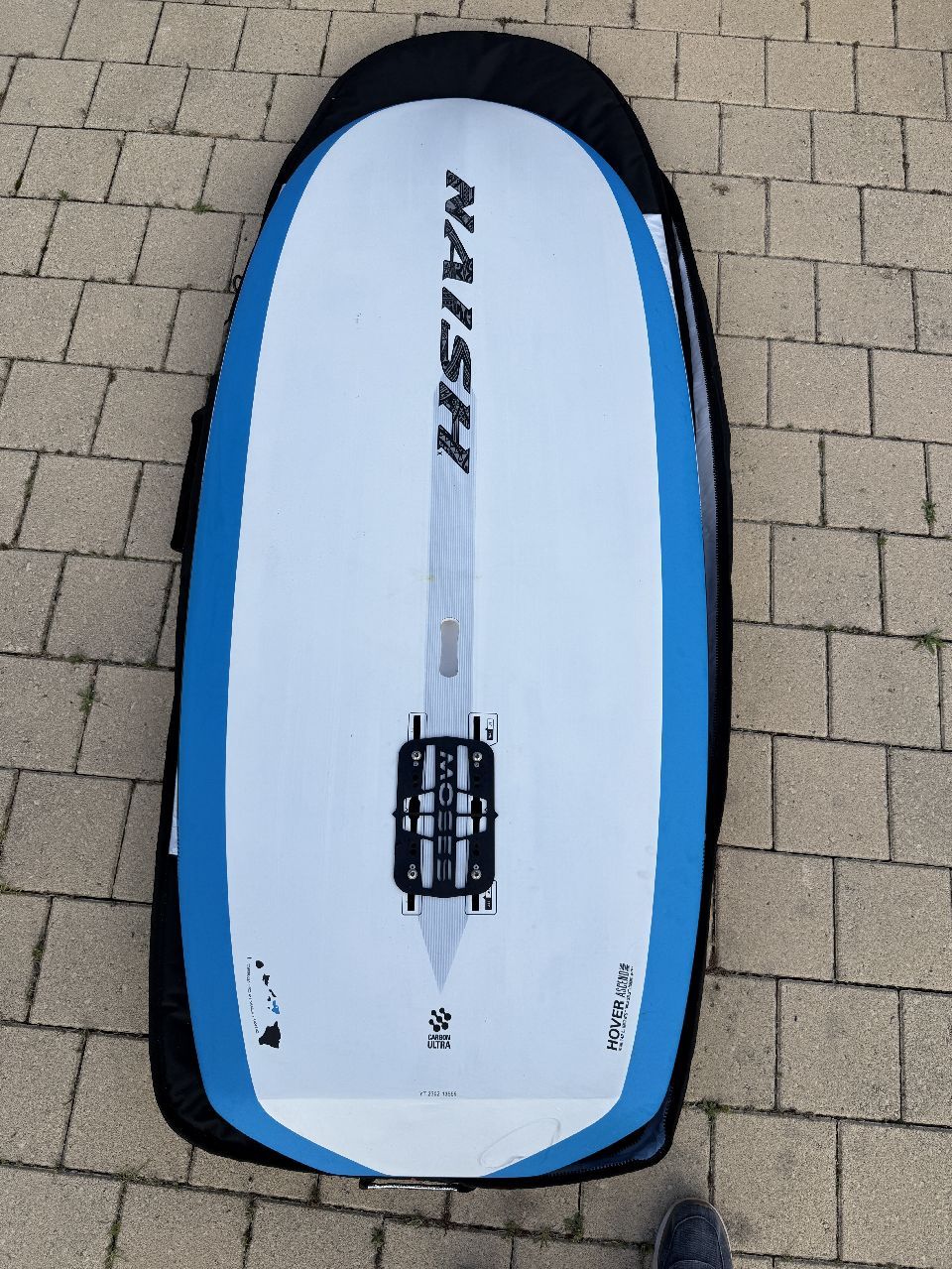 2024 Naish Hover Ascend 147 / Neil Pryde Firefly 5. - Image 3