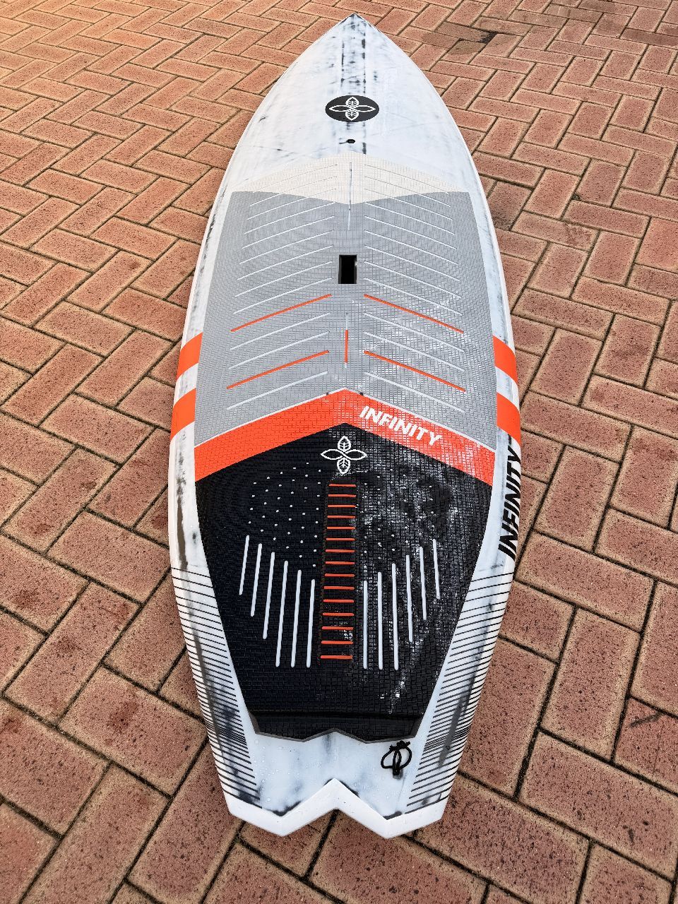 2026 Infinity B-Line Twin - Image 5