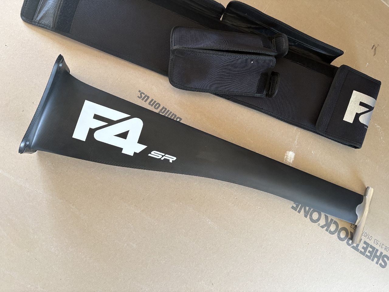 2026 F4 Foils Sr85 Mast - Image 4