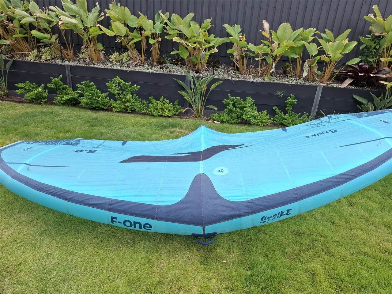 F-One Cwc 8M & Strike V2 5.5M - Image 4