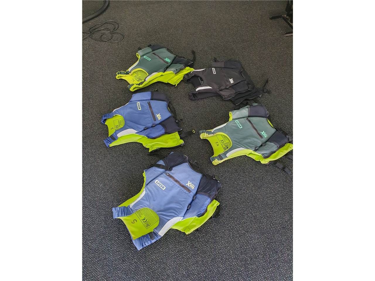 Ion Booster-X Vest - Image 1