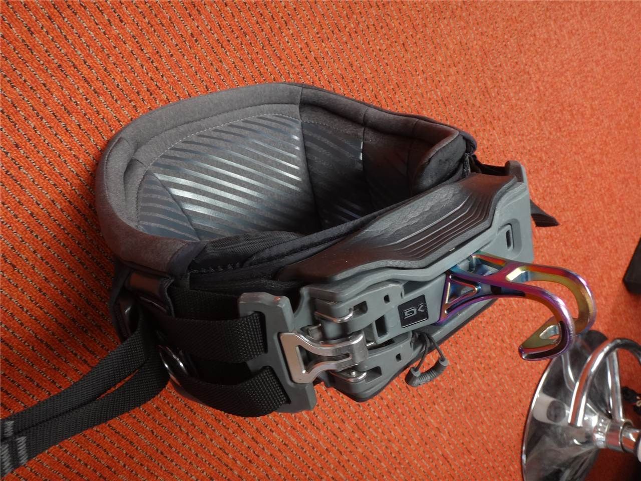 Dakine Renegade Waist Xs - Image 2