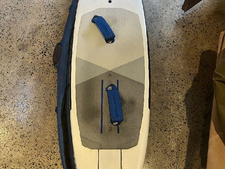 2025 Armstrong V 1 75Ltr Midlenght