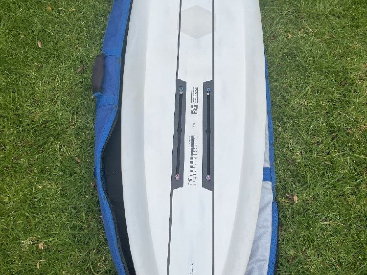 2025 Armstrong V 1  75Ltr Midlenght