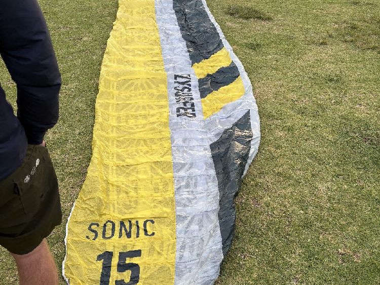 2023 Flysurfer Sonic 4