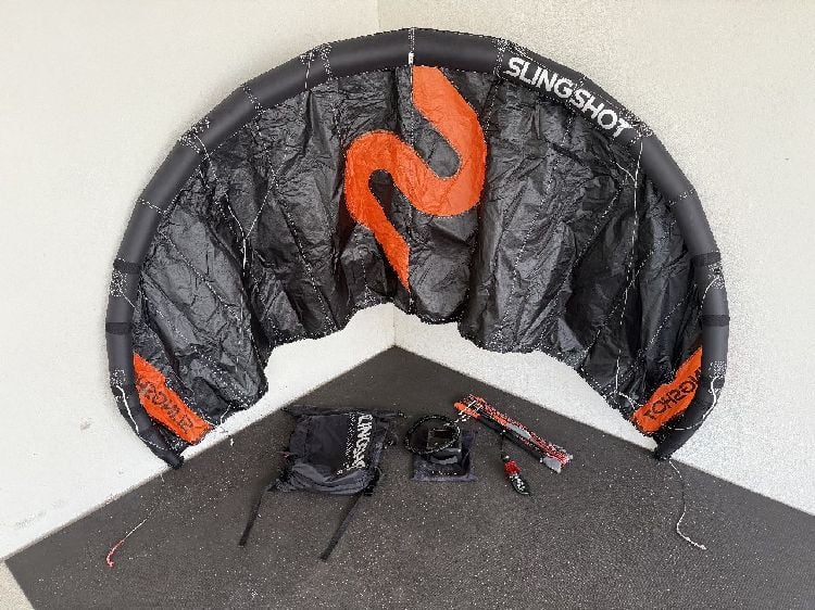2024 Slingshot Ufo V3 Kite + Joystick V2 Bar