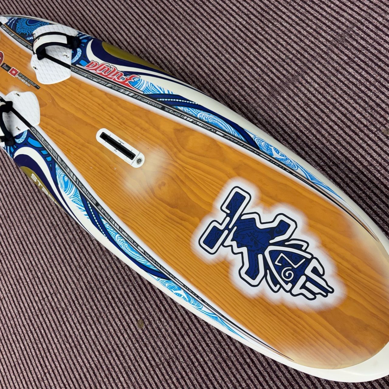 2012 Starboard Futura Wood Sandwich - Image 2