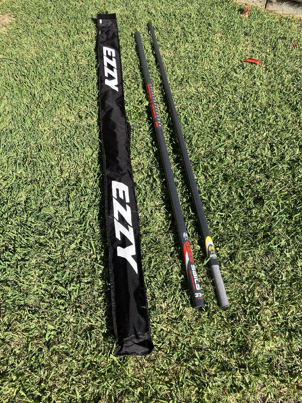 2023 Ezzy Sails Zeta 4.7 & 90% Carbon Mast - Image 8