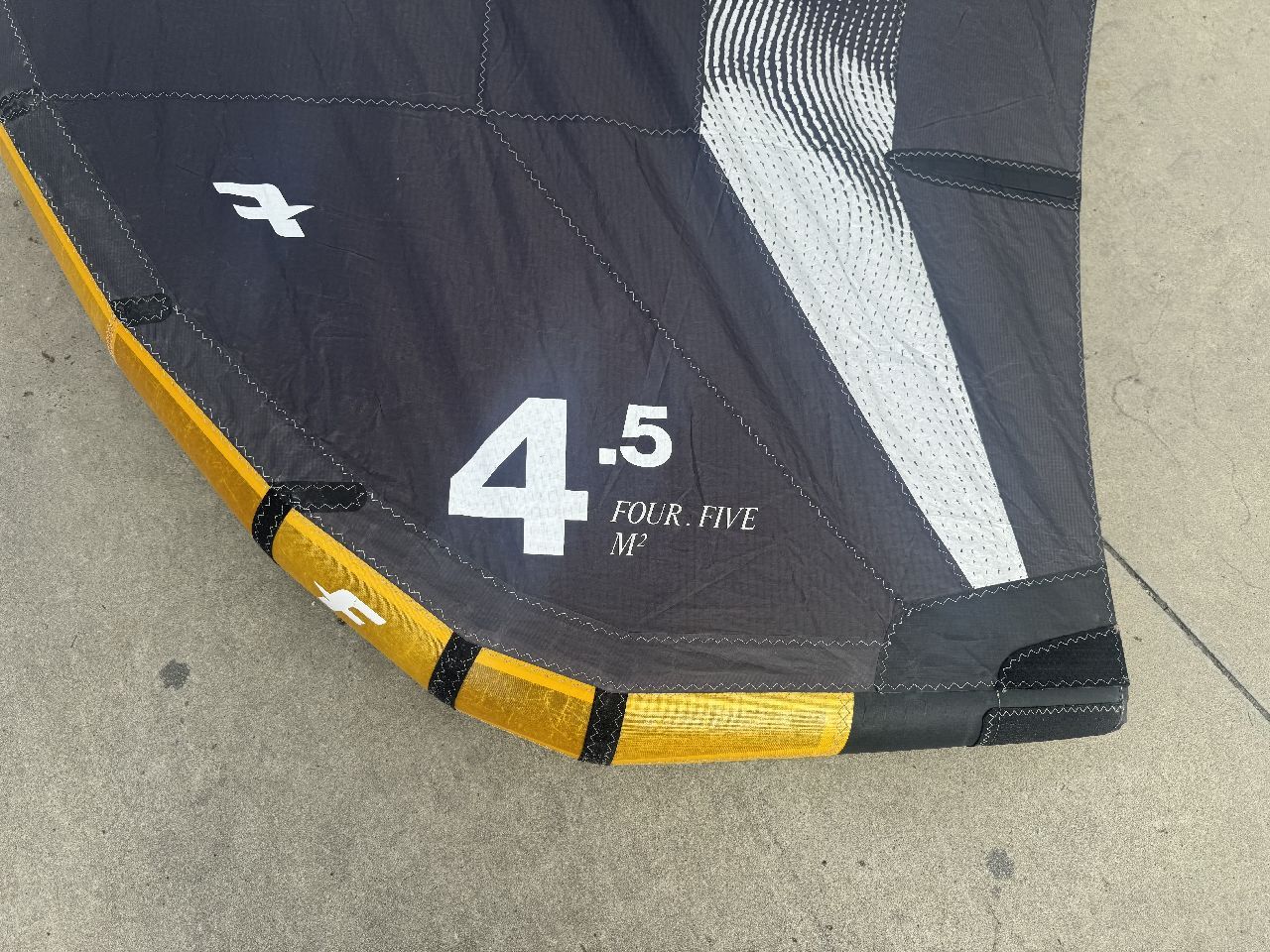 2025 F-One Strike V5 Alula - Image 2
