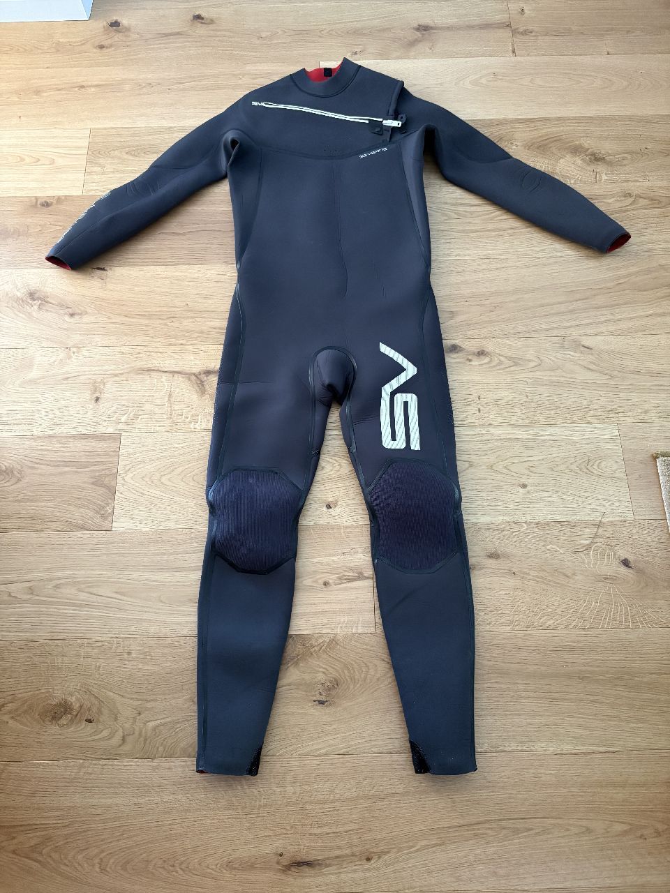 2024 Severne 4:3 Wetsuit Primo - Image 1