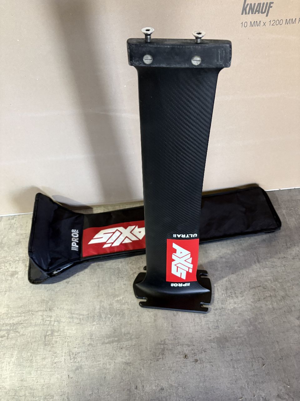 2025 Axis Mast Ultra Pro Carbon 720 - Image 1