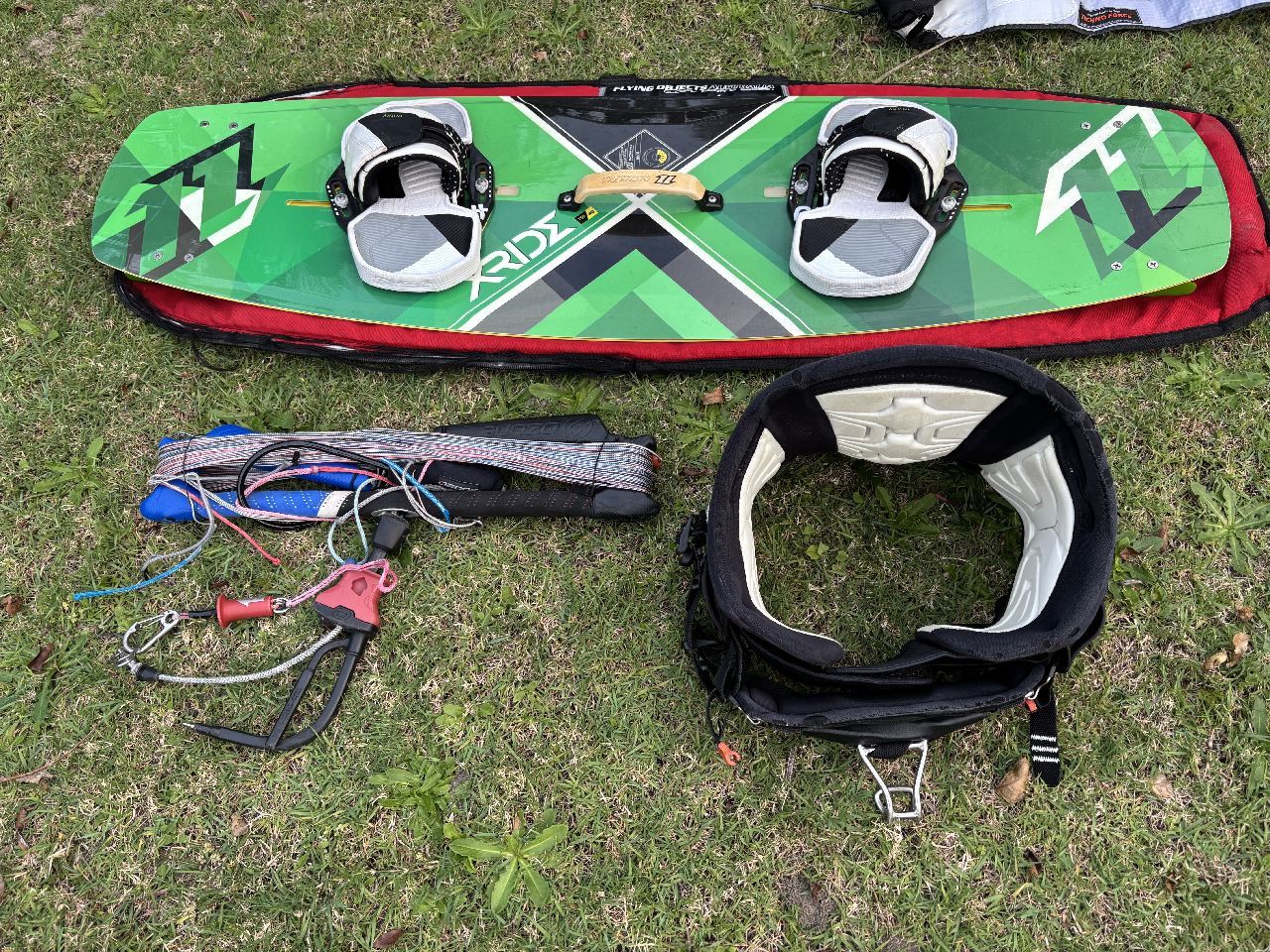 2018 Ozone Enduro V2 12 M & 9M + Contact V4 Bar - Image 2