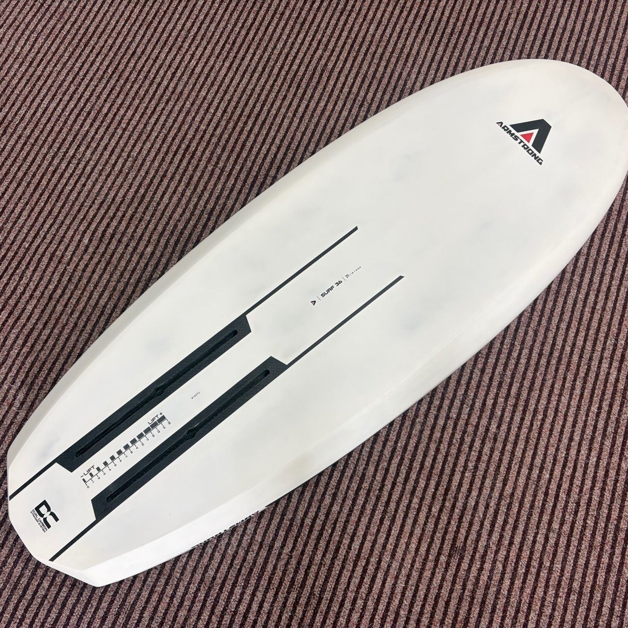 Armstrong Surf Foil Board 36L - Image 2