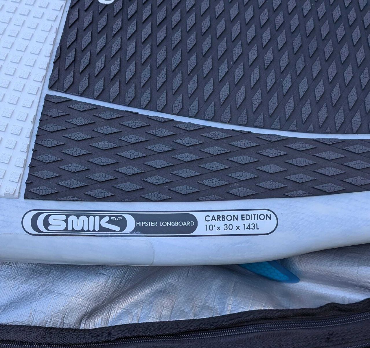 SMIK Hipster Twin Long Board Carbon Edition - Image 1