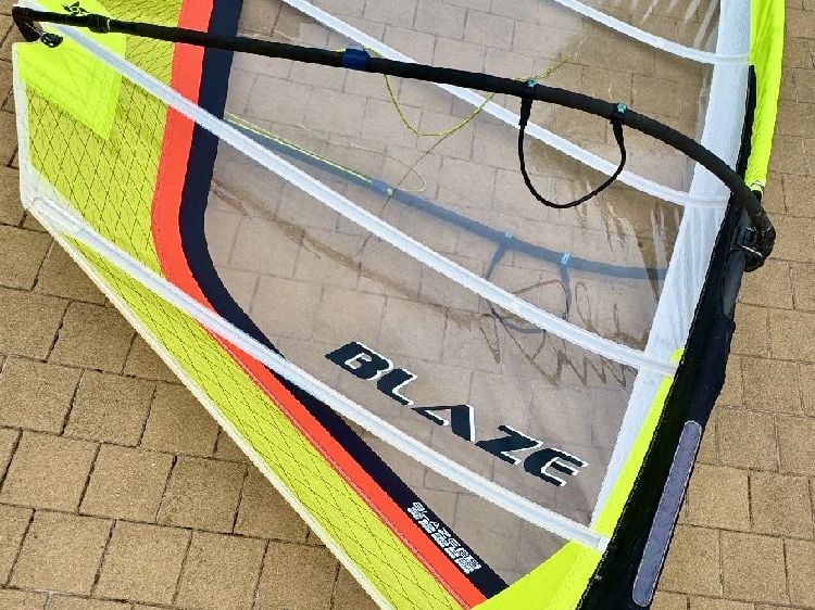 2014 Maui Sails Blaze