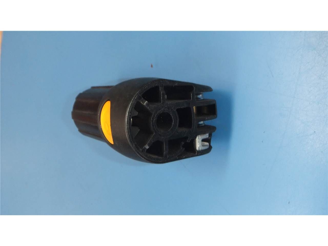 Bic Bic Trig Mast Base 00 Pin Sdm - Image 2