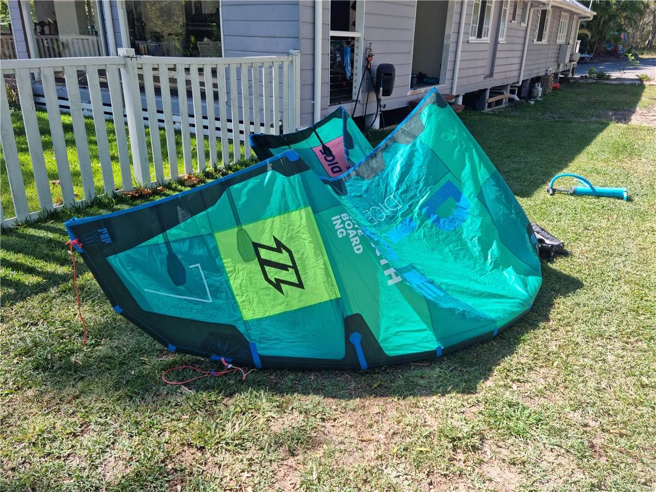 2018 North Dice - Image 3