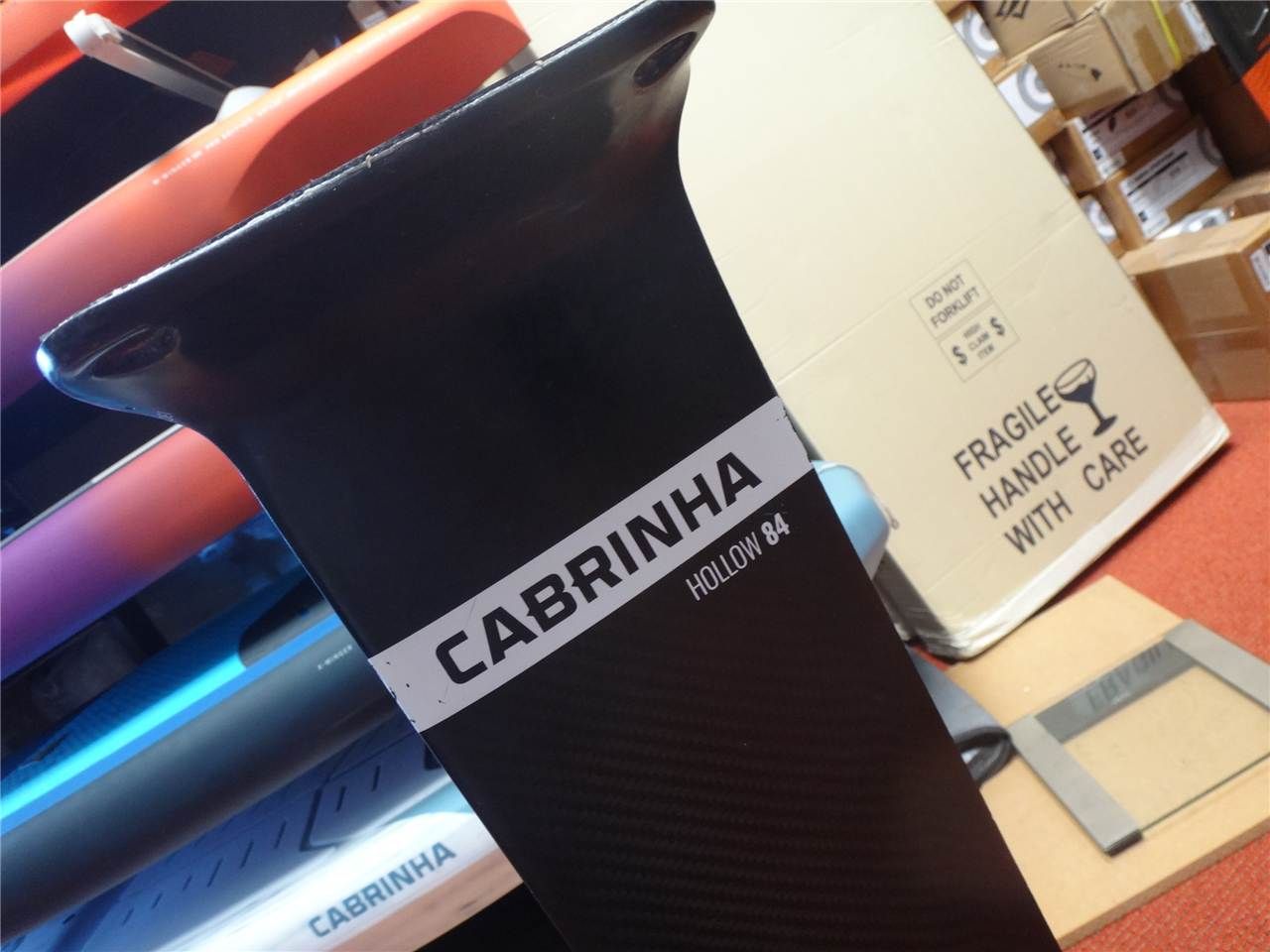2024 Cabrinha H1000 Carbon Hollow 84Cm Mast Kit - Image 3