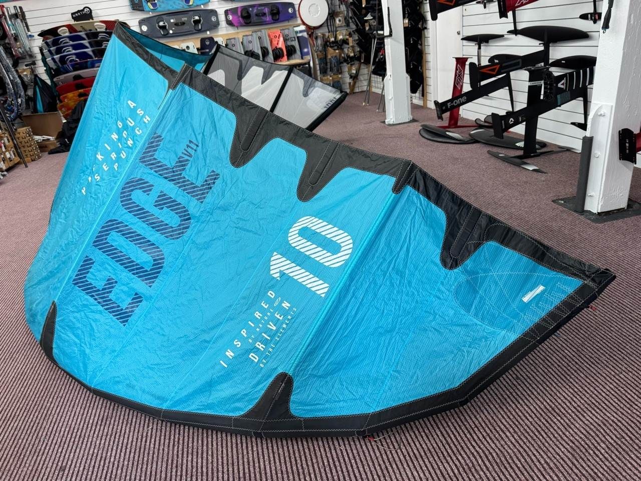 2022 Ozone Edge V11 - Image 1