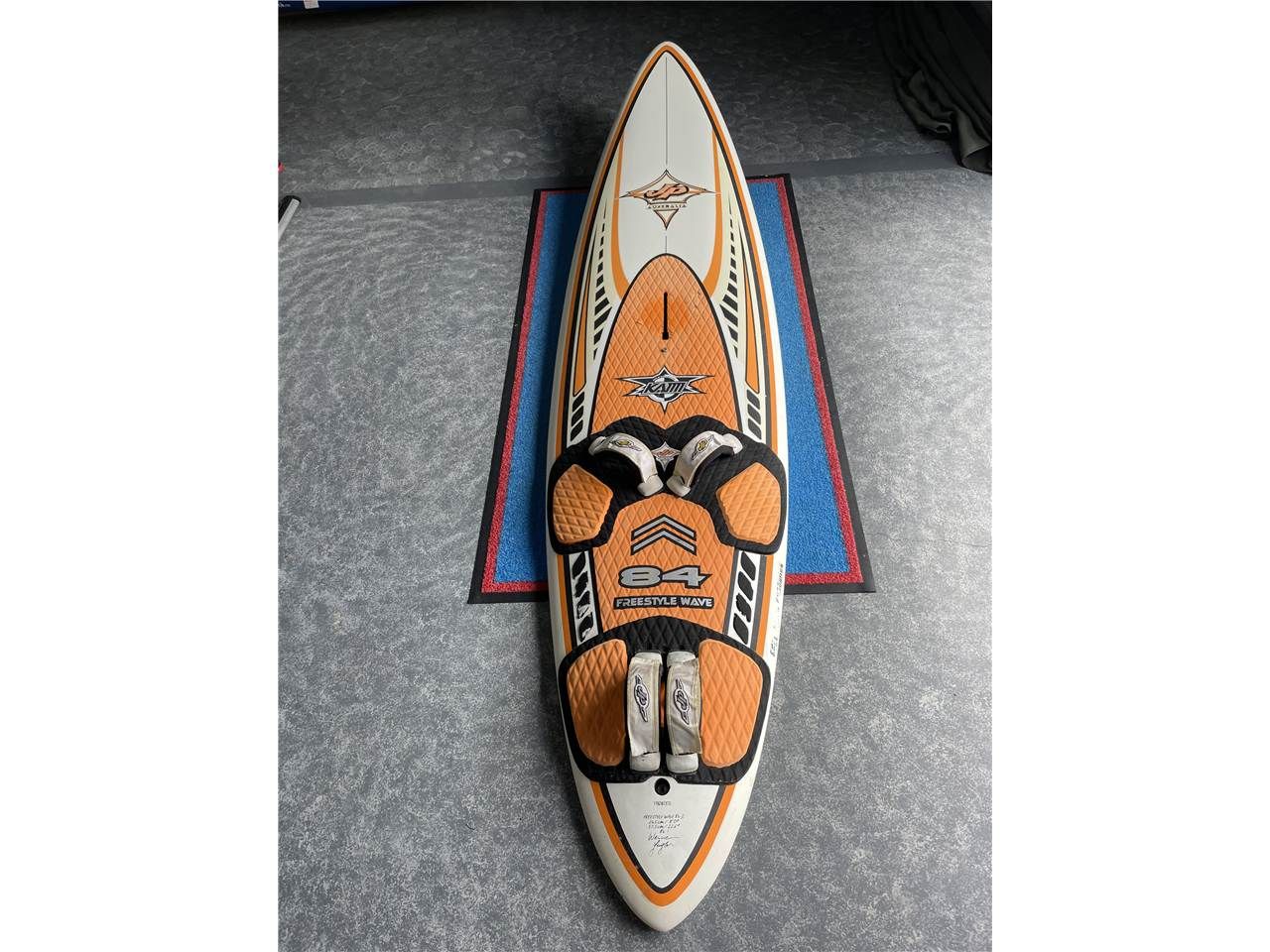 JP Australia Freestyle Wave 84 - Image 1