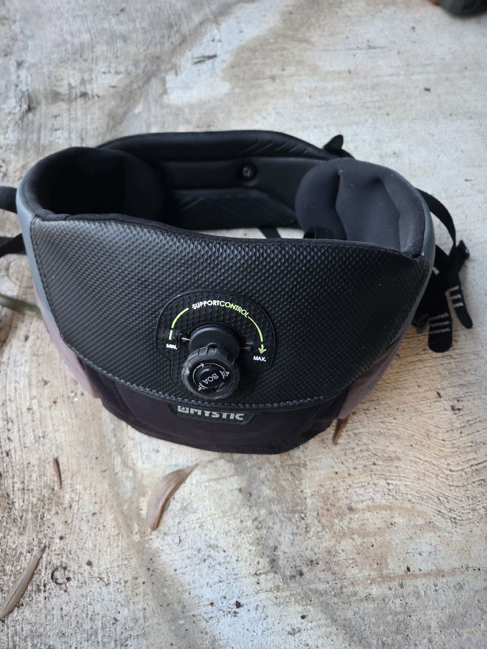 2024 Mystic Large Waist Harness - Image 2