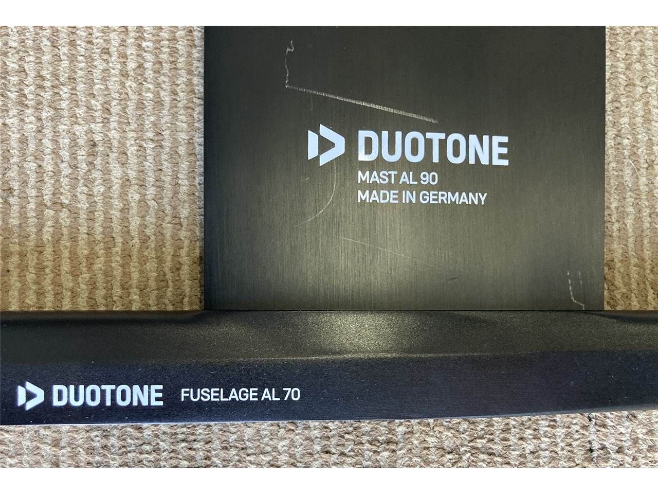 Duotone Kite Al 2.0 90 Mast And 70 Fuselage Set - Image 2