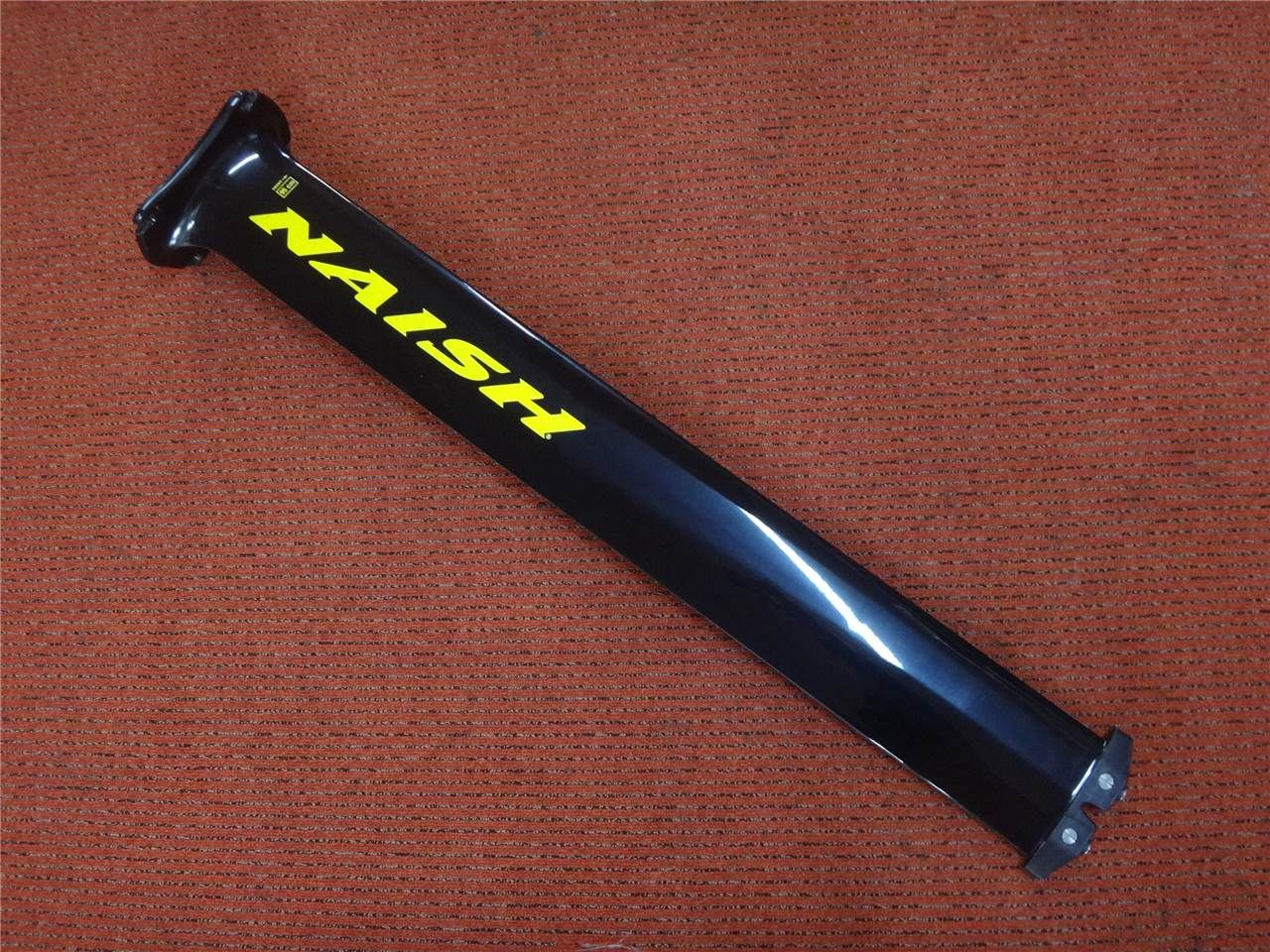 2023 Naish S27 35% Carbon Mast - Image 1