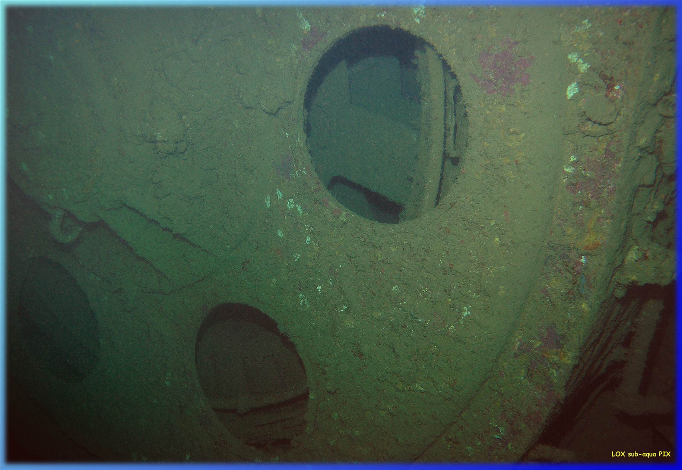 LoxPix Sub-Aqua Image