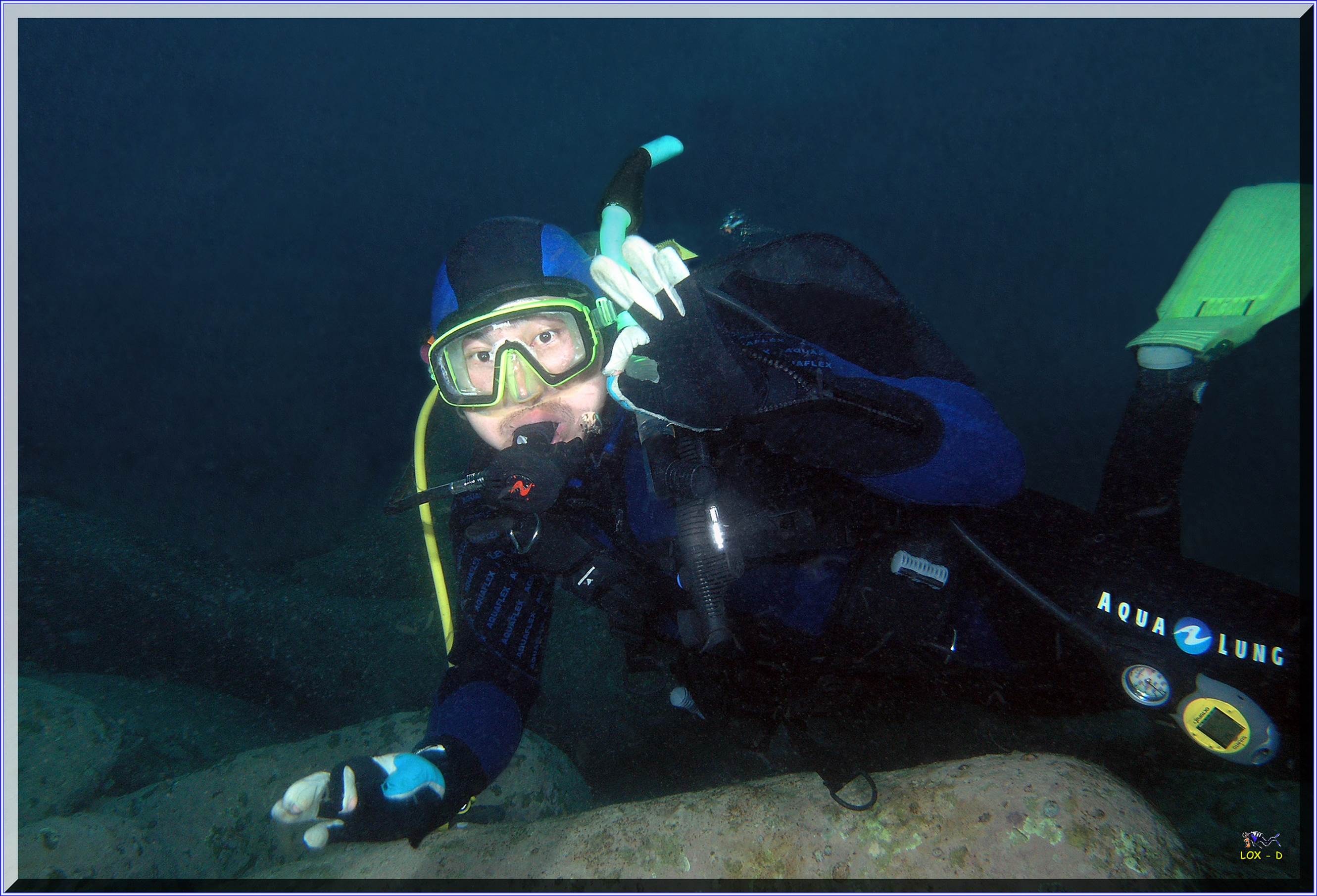 LoxPix Sub-Aqua Image