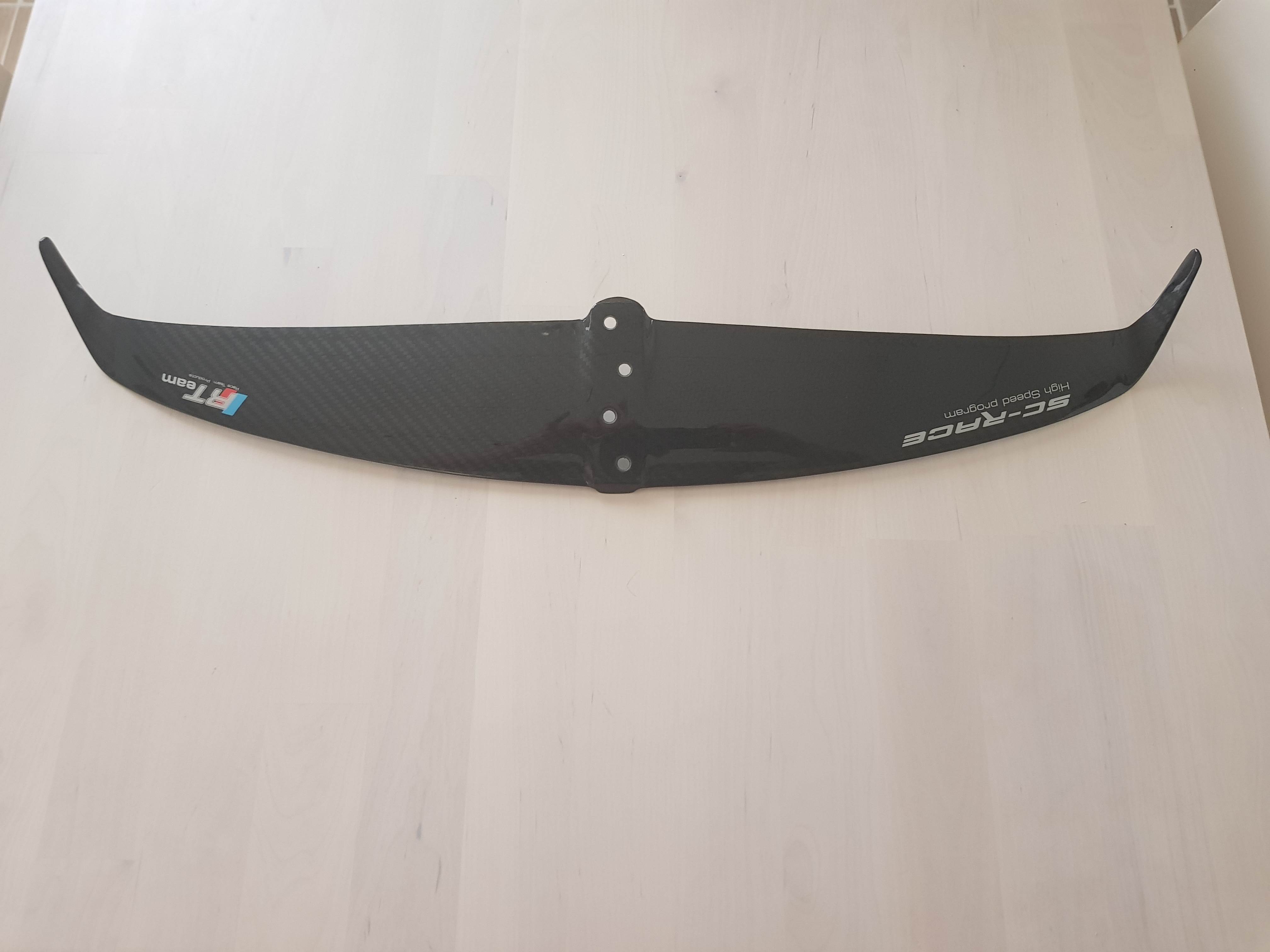 Race wing