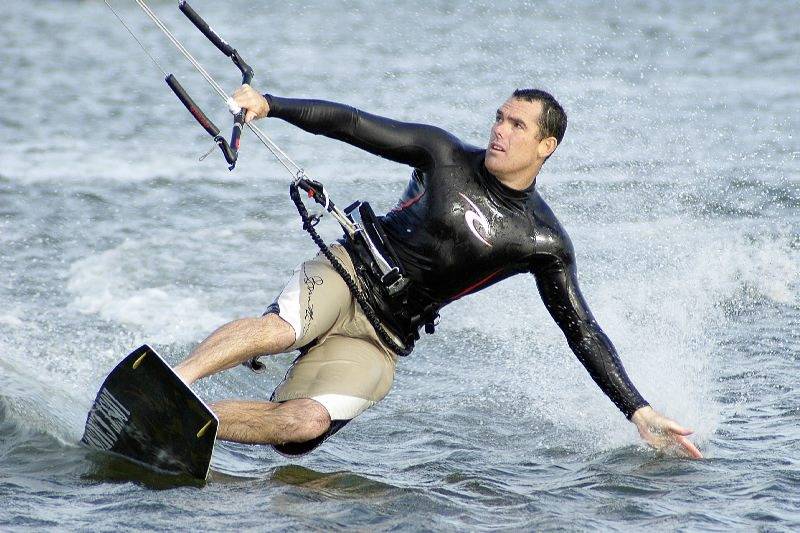 Kitesurfing the sandbar at Safety Bay