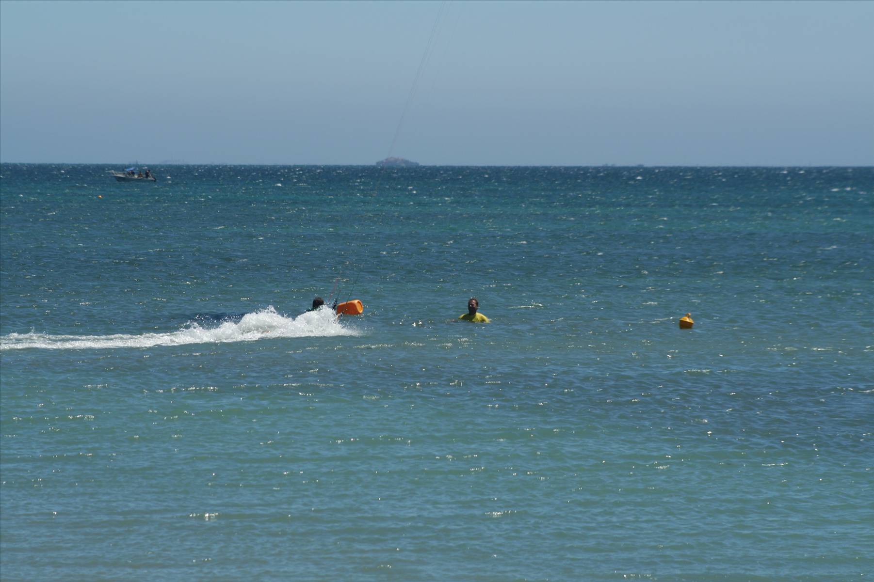 Kite X - Matthias dragging out to get Ian