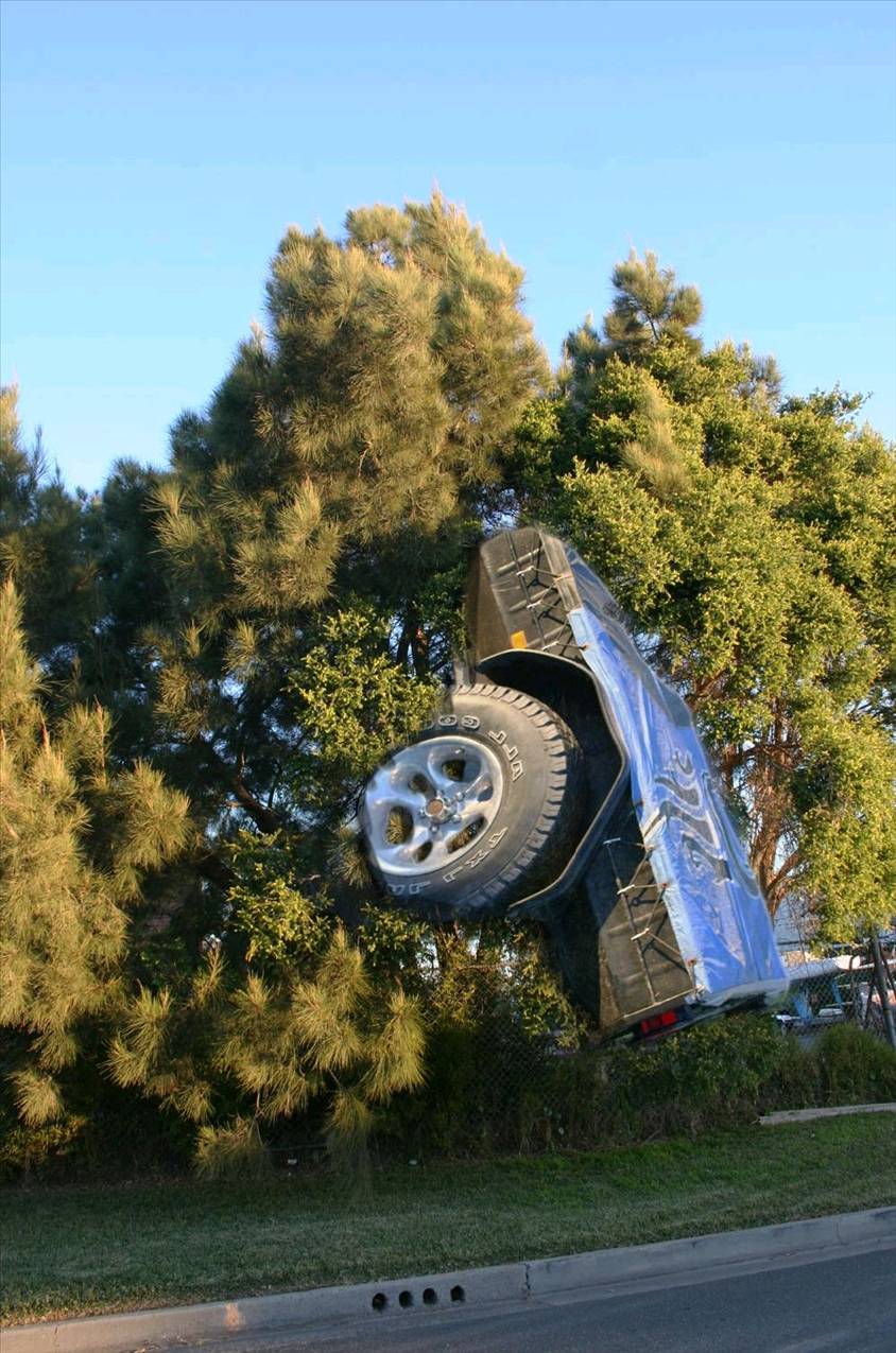 Tree humping trailer Cab