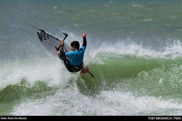 Keahi De Aboitiz wins PKRA Mexico Wave Event