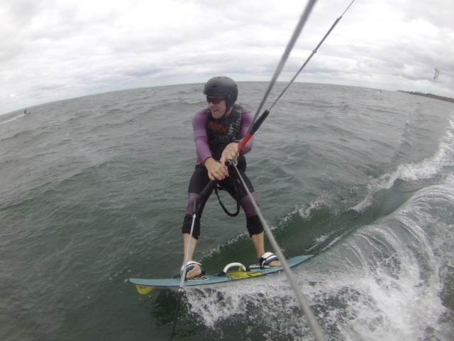 Kitesurfing at Mentone