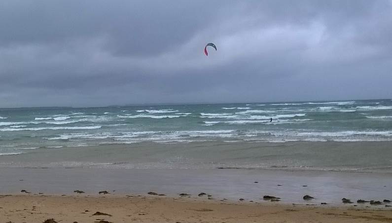 Kitesurfing