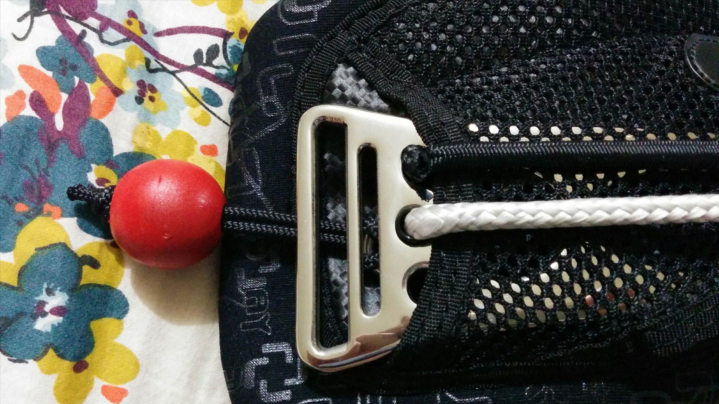 v8 0