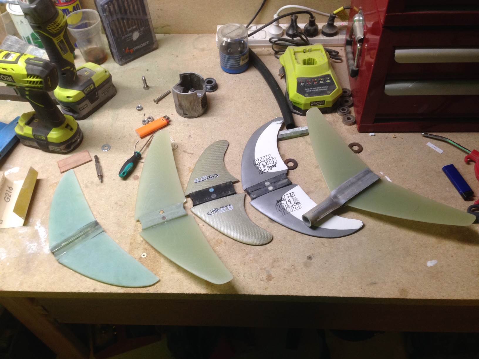08 -Few old fins for the stab