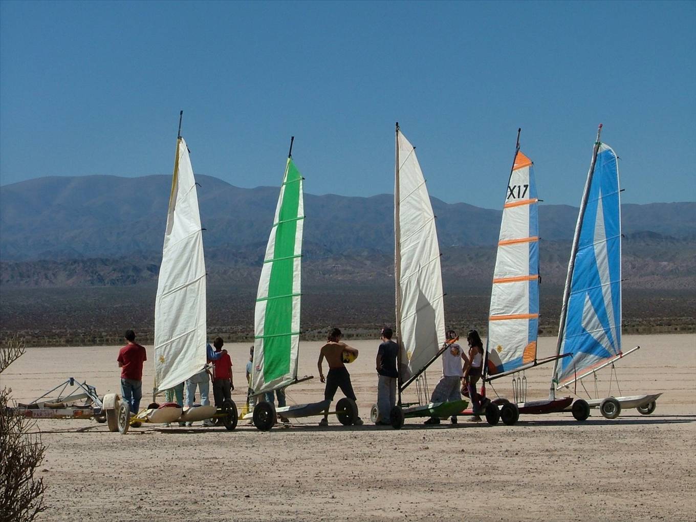 Landsailing, pampa del leoncito, argentina 
