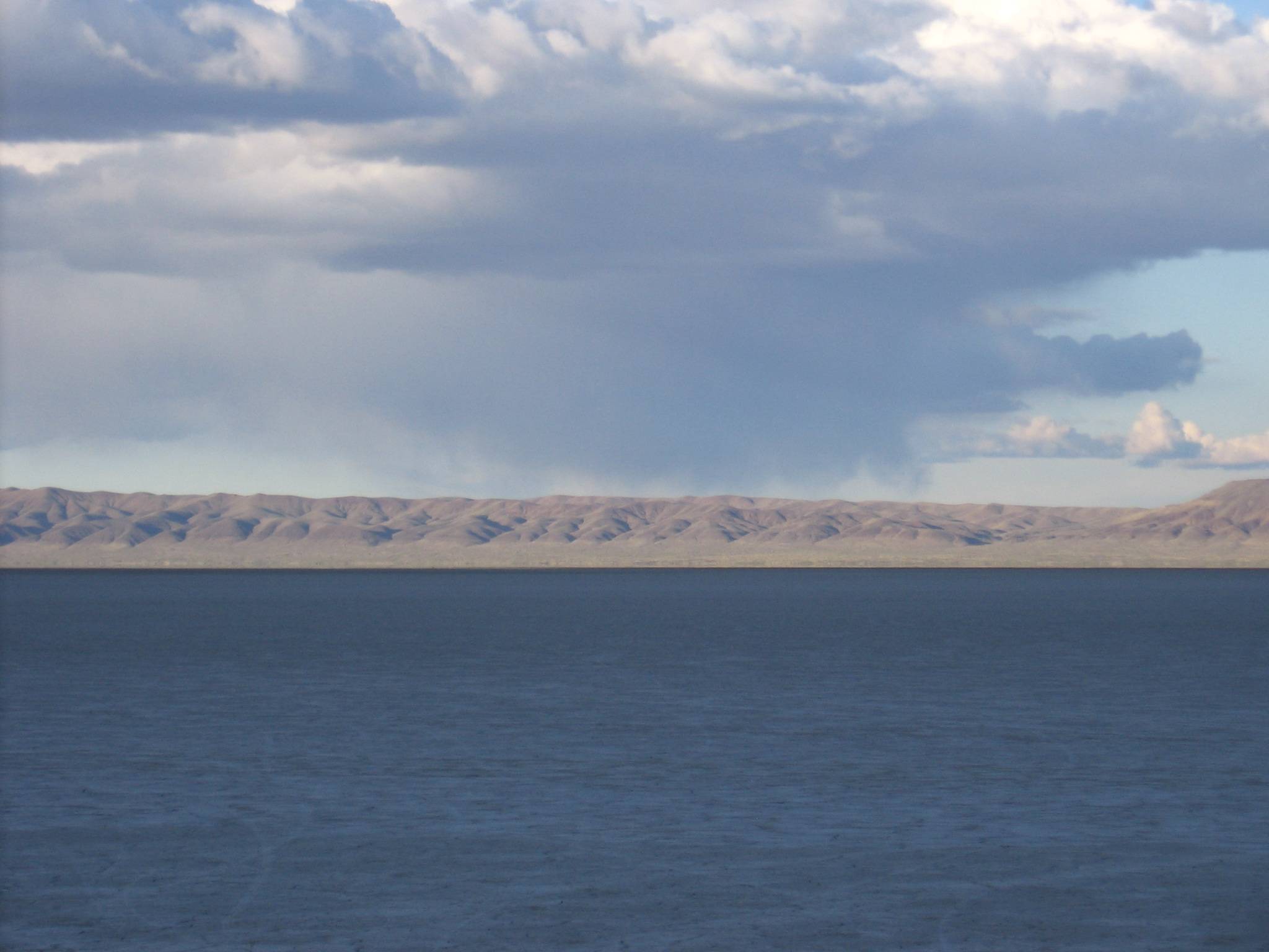 Sailing on the Alvord Desert 
