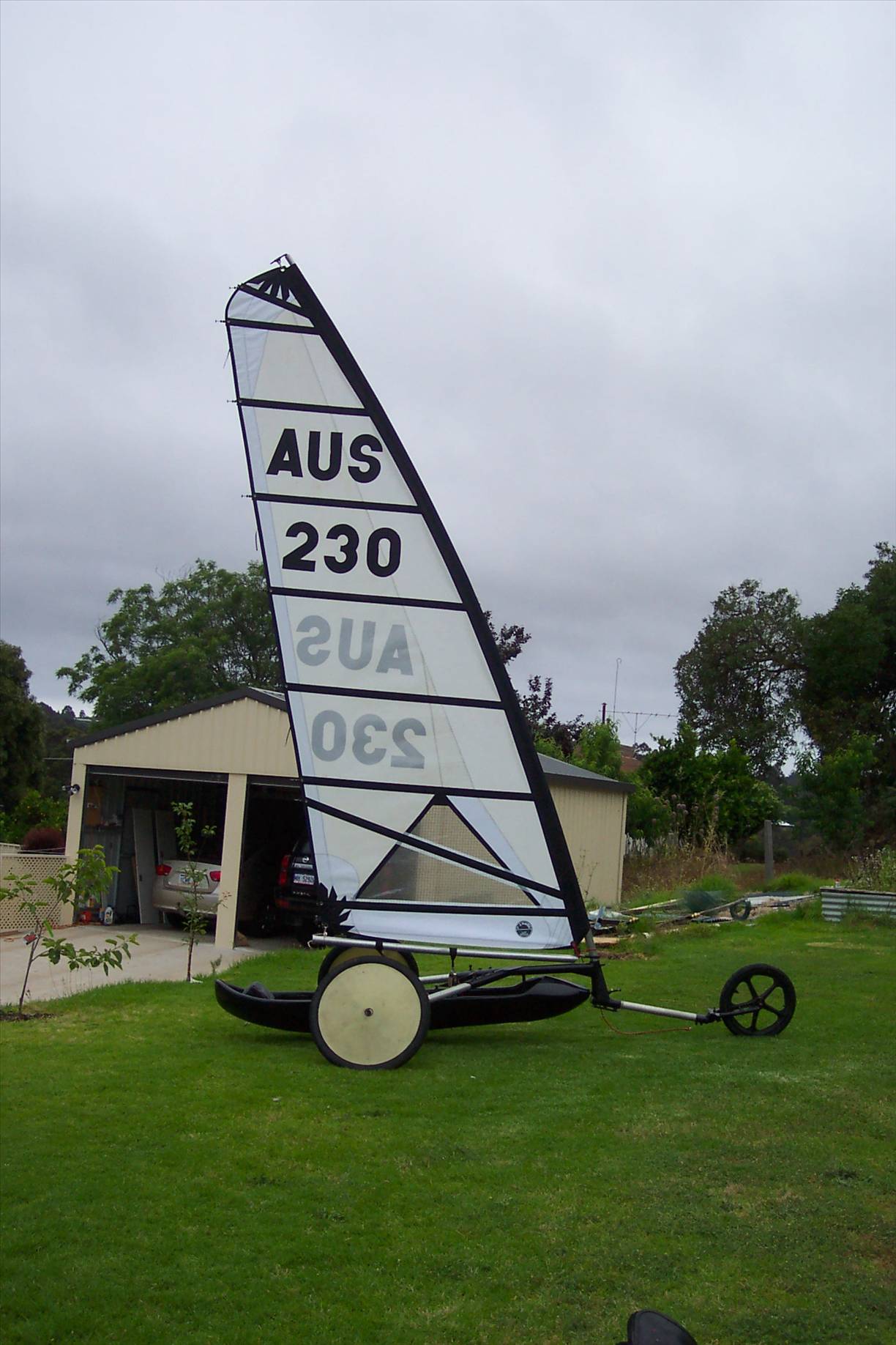 AUS230 yott