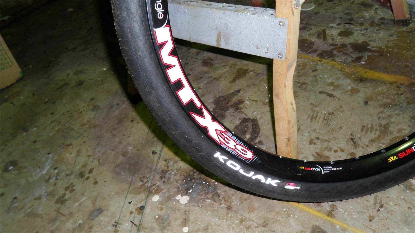aus230 wheels