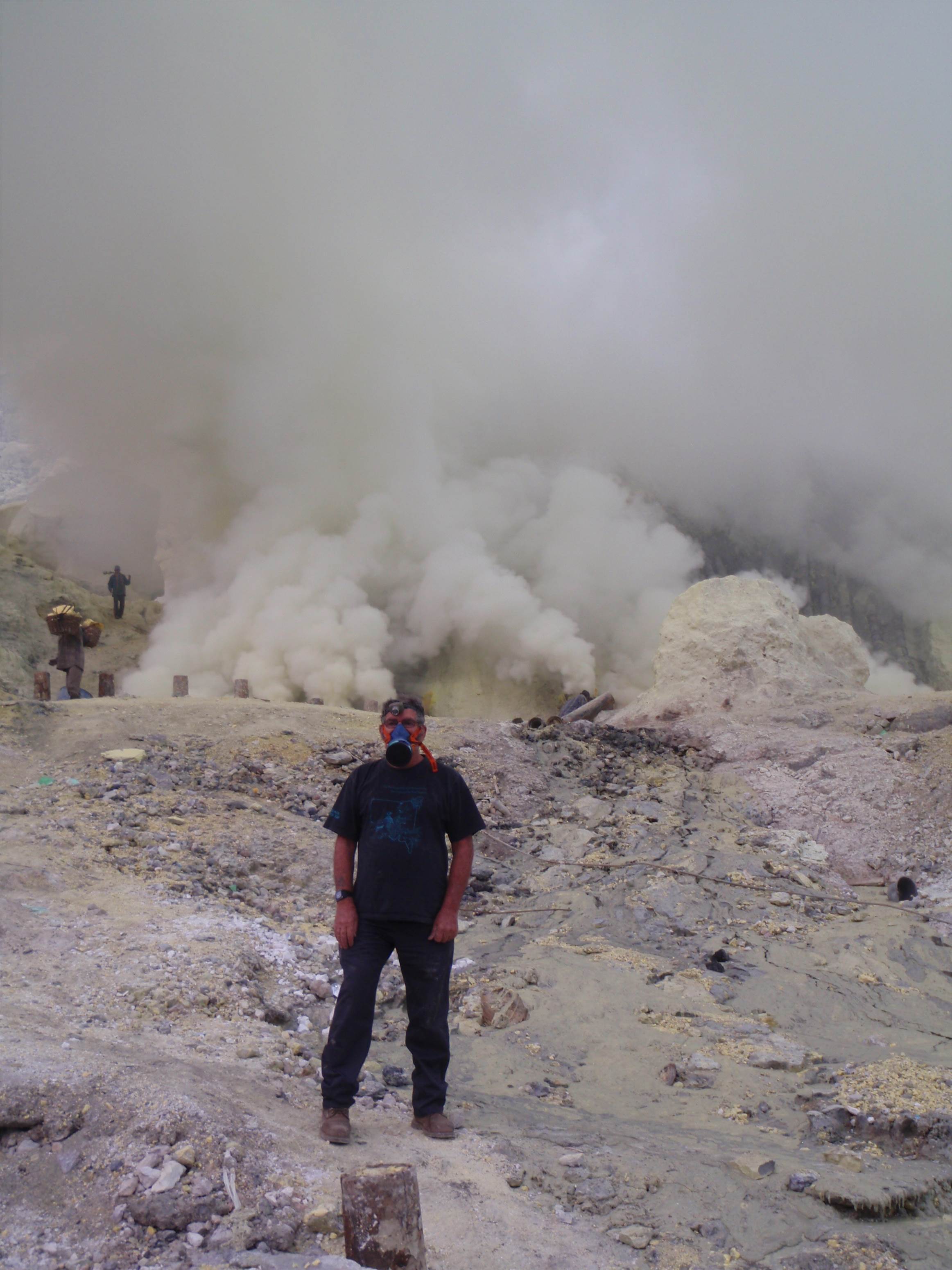 sulfur miners