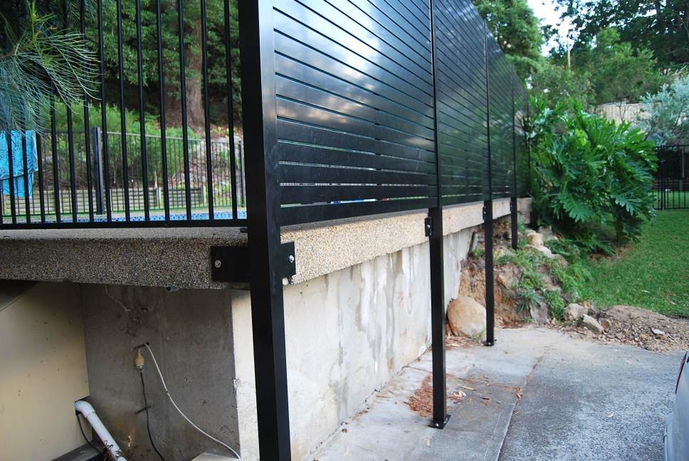 Fence H