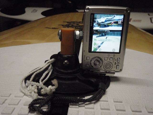 Mast base board cam