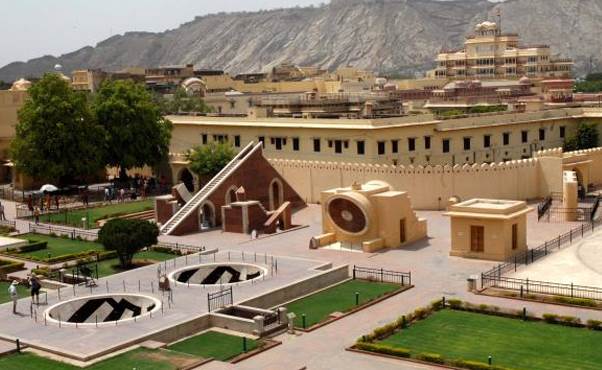 jantar-mantar-jaipur