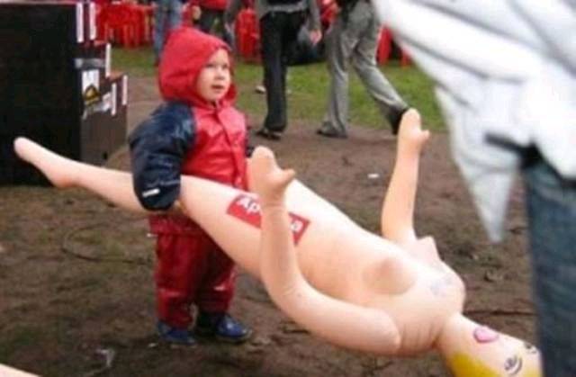 funny-picture-photo-blowupdoll-skyguy-pic